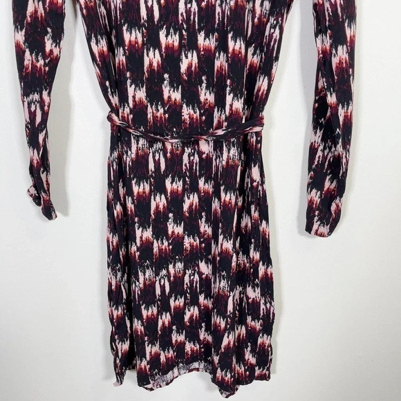 ICHI | BELTED  MARLENE DRESS - Picture 3 of 14